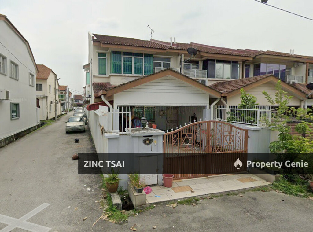 2 Storey End Lot Terrace @ Taman Bayu Tinggi {Save RM 203,250} 7 mins drive to KTM Teluk Gadong_10 mins drive to AEON Bukit Tinggi