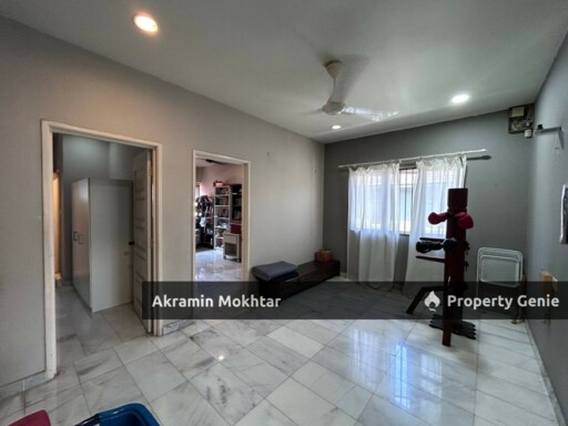 END LOT Double Storey Terrace Jalan Sepah Puteri, Kota Damansara