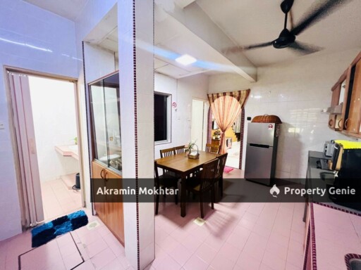 Freehold, Facing Open, Partially Furnished & Extended | Double Storey Terrace Taman Puchong Utama PU 10 Puchong