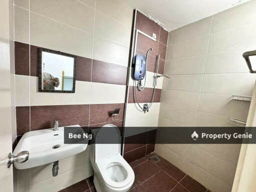 Nusa Sentral 3 Storey Cluster Fully Renovate