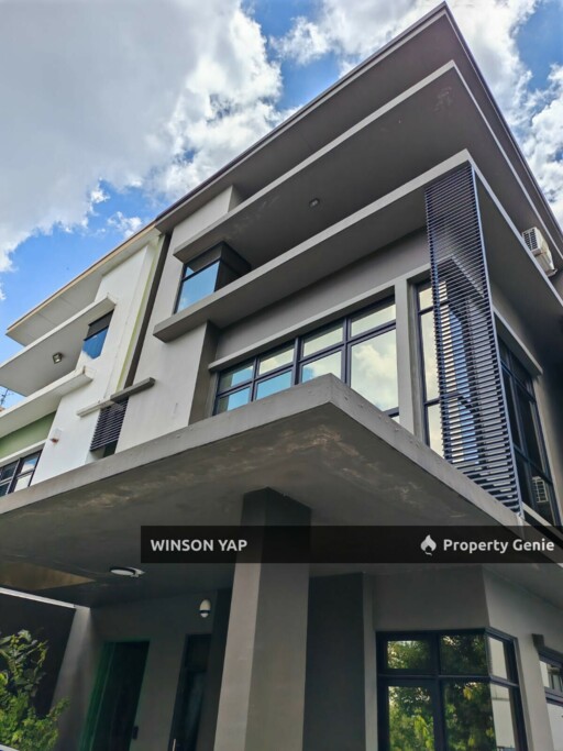 3 Storey Cluster House Taman Mutiara Mas Skudai Leasehold Negotiable