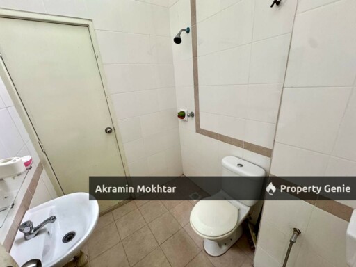 Gated & Guarded | Double Storey Terrace Subang Galaxy U5, Shah Alam.