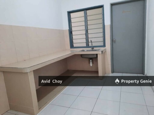Taman Seroja , Tampoi, Medium Cost flat(Level 4)