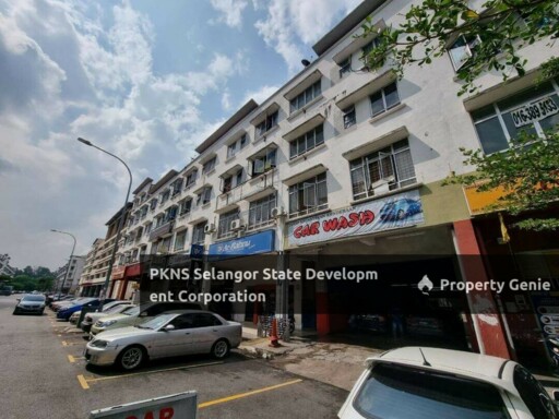 Dataran Otomobil Apartment