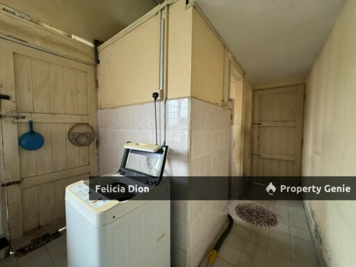 BUKIT BERUANG SINGLE STOREY CORNER WITH EXTRA BIG LAND FOR SALE 🏕️ BELOW VALUE