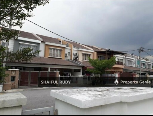 Want to sell. 2 Storey Terrace House Taman Villa Laksamana Batu Caves