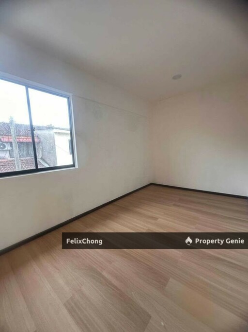 Taman Kluang Barat Double Storey Low Cost,Johor Bahru,Renovated