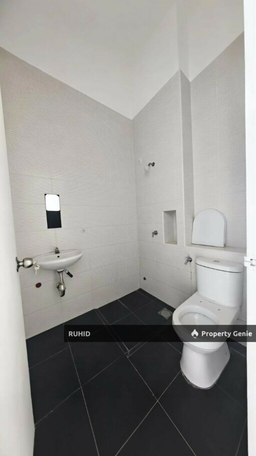 Freehold 4 Bedroom House MillsGate Eco Tropics Pasir Gudang