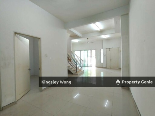 Medan Klebang Sentosa Freehold Double Storey Terrace House Facing South