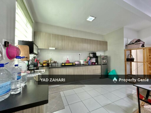Residensi Adelia, Bangi Avenue, Kajang | RM330K - Semi Furnished and Well Maintained Apartment