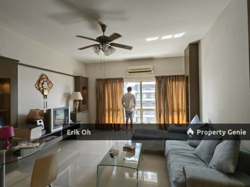 East Lake Residence Seri Kembangan for Sale Comfort Living by the Lake, Next to MRT & UPM