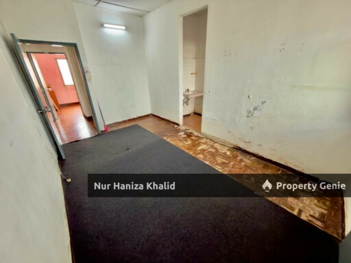 Double Storey, Taman Sri Muda, Seksyen 25 Shah Alam Selangor