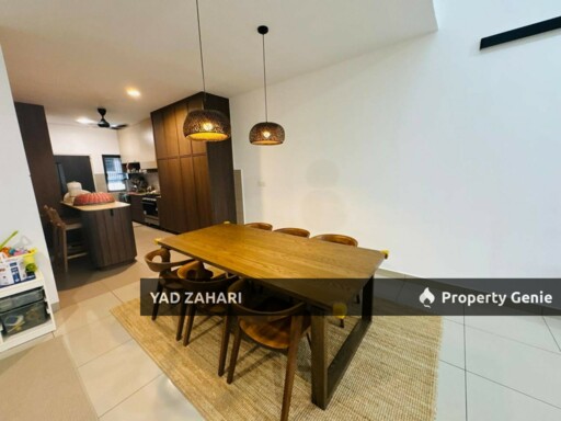 Elmina Green 5, Shah Alam | 2-Storey Terrace 4 Bedrooms | RM870K - Renovated & Partly Furnished