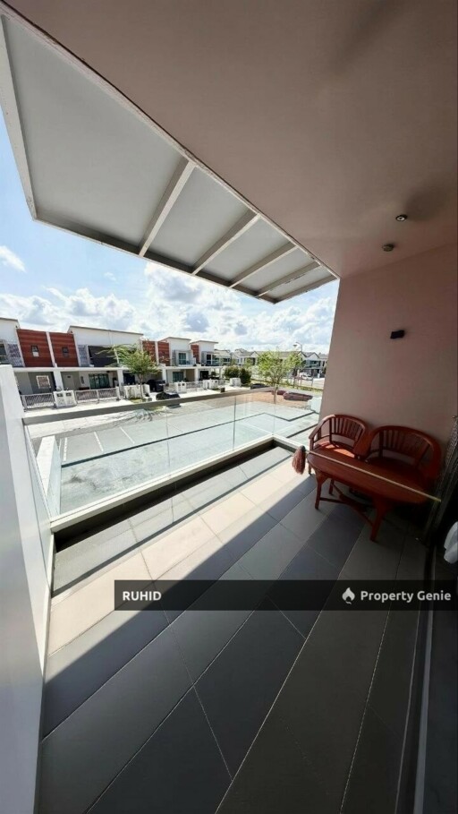 Aspira LakeHomes Gelang Patah Superlink 24'x75' Freehold | Near Tuas Second Link | Renovated