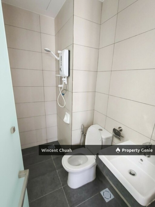 (Studio) Astrum Ampang, Walk 150m to LRT Jelatek. Fully Furnished with Modern Design