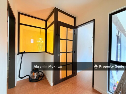 FREEHOLD, END LOT & FULLY RENOVATED | 3 Storey Terrace House  THE MULIA RESIDENCES, CYBERJAYA