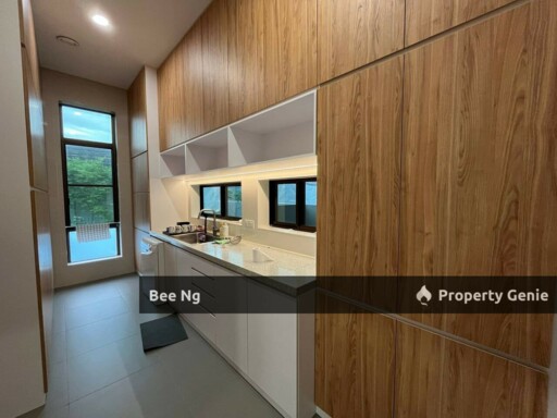 Sakura Residence / Iskandar