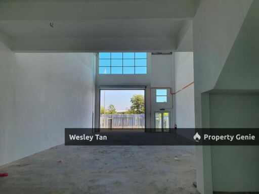 1.5 Terrace Factory 30 x 100 in Kawasan Perindustrian Rembia