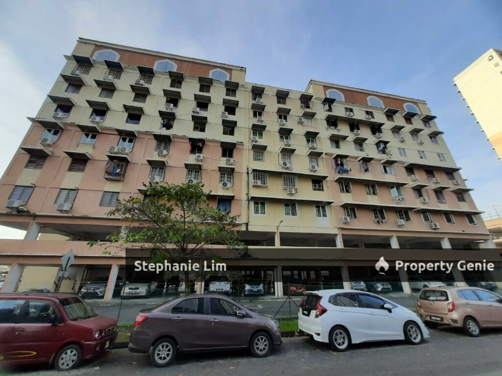 Sri Jelutong - Affordable Apartment for Sale near Amenities in Jelutong, Penang