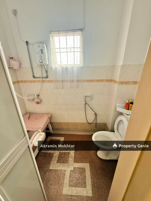 FREEHOLD, FACING OPEN & FULLY RENOVATED |  2 STOREY TERRACE INTERMEDIATE @ BANDAR PUTERI KLANG