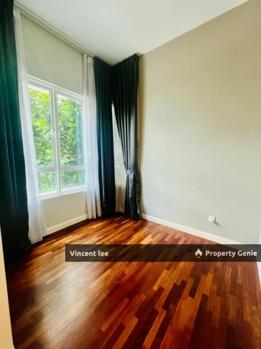 Taman Meranti Jaya, 3 Storey Luxurious Bungalow with Swimming Pool, Freehold, Facing North, Tip Top Condition