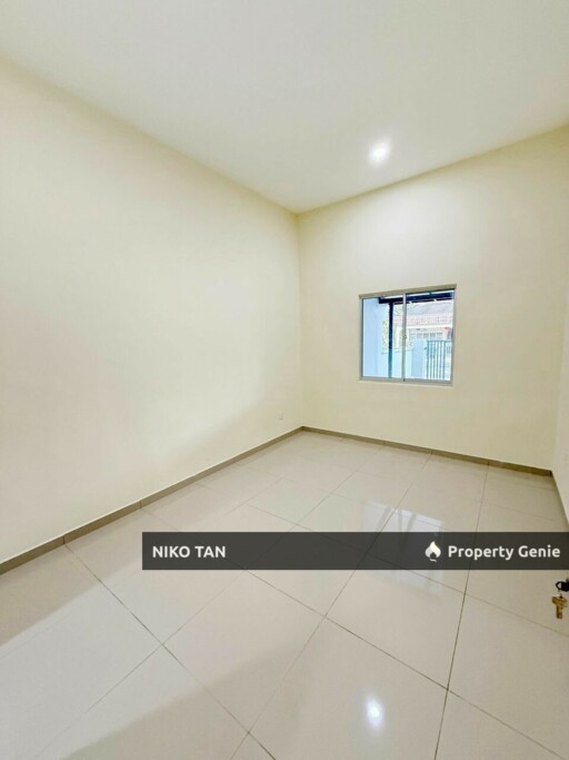 Jalan Camar Single Storey With Fully Renovated & Extended Kitchen