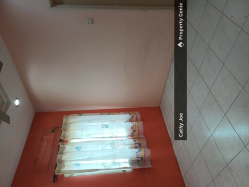 DOUBLE STOREY SEMI D CORNER SPACIOUS HOUSE FOR SALE