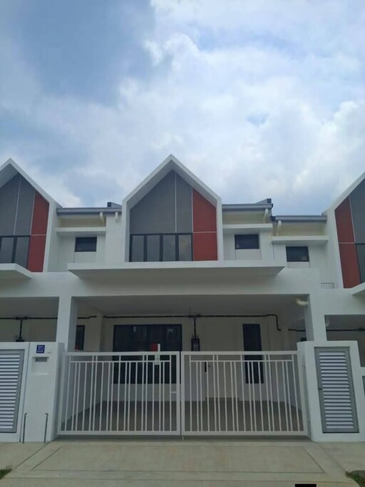 BUKIT EKA PRECINCT 3B
