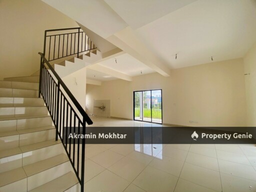 CORNER | NASSIM HEIGHTS 3 STOREY SUPERLINK