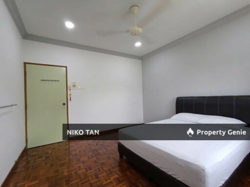 Jalan Ledang Bungalow House Bukit Tiram, Ulu Tiram For Sale