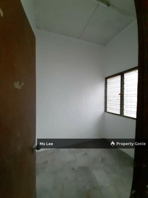 1 storey house - Taman Sri Muda @ Seksyen 25 , Shah Alam - Sale below bank value Rm50k