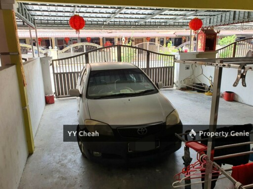 Station 18 Pengkalan Ipoh 2 Storey Nice Terrace For Sale