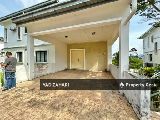 Saujana Villa, Taman Prima Saujana, Kajang | 2.5 Storey Bungalow 5 Bedrooms | RM1.75M - Gated and Guarded, Freehold, Spacious Hall & Built Up