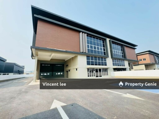 Jalan Cipta Serenia, Dengkil, Kota Warisan, Facing Main Road [ 3 Storey Semi-D Factory  & Detached Factory]