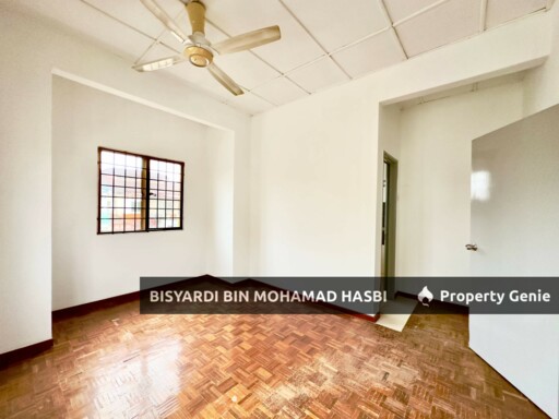 RENOVATED EXTENDED KITCHEN END LOT DOUBLE STOREY SAUJANA UTAMA 1, SUNGAI BULOH.