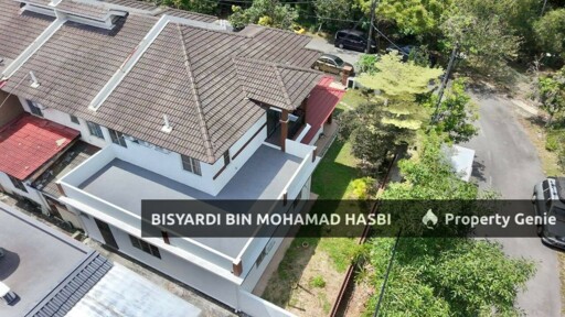 Facing Open Corner Lot Renovated Double Storey Taman Putra Prima, Puchong.