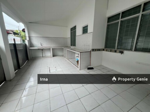 Rumah Teres 2 Tingkat Untuk Dijual 📍 Jalan Mawar 8, Taman Mawar, Pasir Gudang, Johor