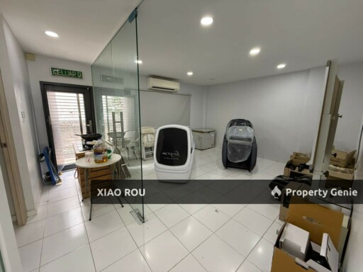 For Sales Taman Bukit Cheng  3 Storey  EndLot Shop