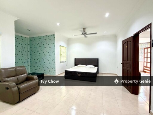 Bandar Putra Jalan Nuri Kulai double Storey Corner lot