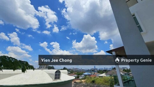 3 Storey Semi D House  For Sale