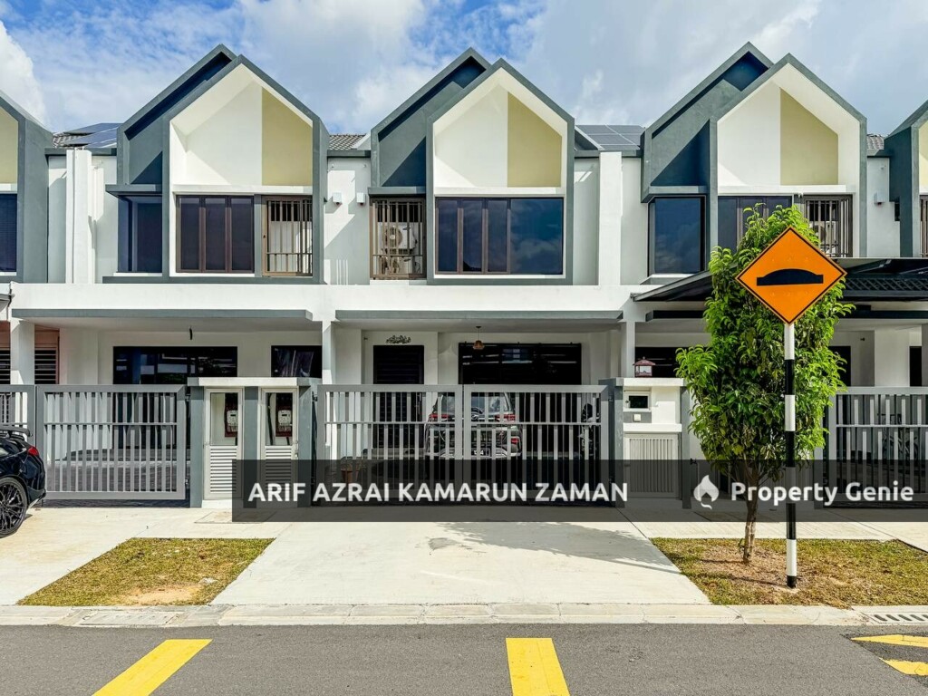 Double Storey Terrace House at Anira, Serenia City, Kota Warisan Sepang | 4R4B | RM719,000