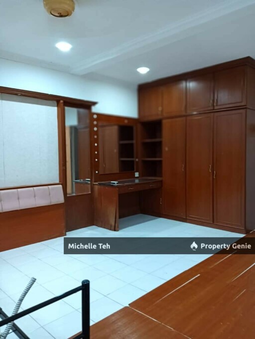 Fair Park Double Storey House Fairpark Ipoh For Rent