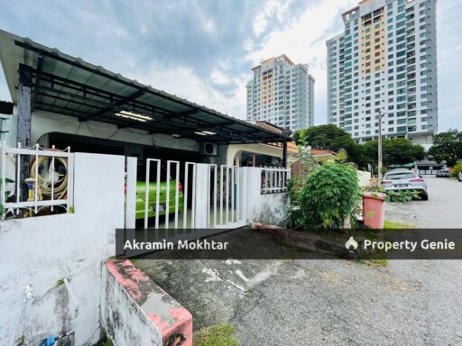 RENOVATED UNIT | SINGLE STOREY TERRACE INTERMEDIATE HOUSE SEKSYEN 51A PETALING JAYA