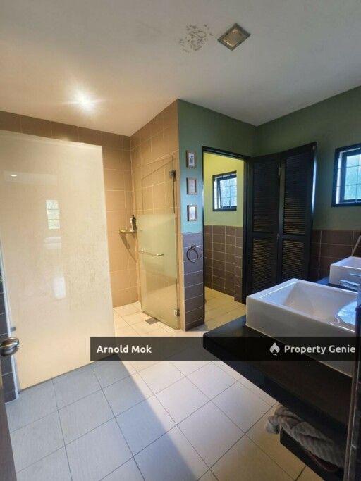 2 storey Bungalow House at Jalan Dapat Kampung Bahru, Johor Bahru for Rent