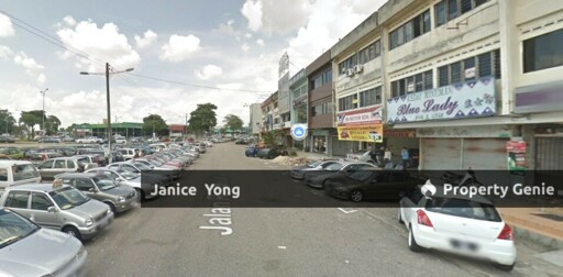 Taman Johor Jaya Jalan Rosmerah 2/3 Shoplot For Rent