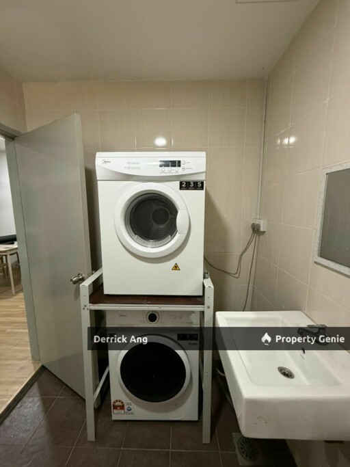 For Rent - Jalan Bayu Puteri For Rent Taman Bayu Puteri For Rent Puteri Square Wisma Bayu For Rent  Johor Bahru For Rent Johor For Rent Permas Jaya For Rent