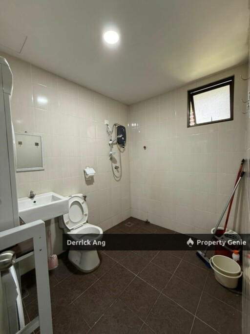 For Rent - Jalan Bayu Puteri For Rent Taman Bayu Puteri For Rent Puteri Square Wisma Bayu For Rent  Johor Bahru For Rent Johor For Rent Permas Jaya For Rent