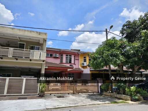 FACING OPEN Double Storey Terrace House LEP 5, Taman Lestari Putra, Seri Kembangan Selangor