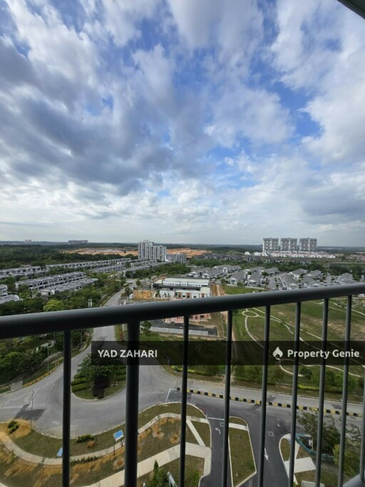 Cassia Residence, Cyberjaya | RM1900 - Partly Furnished and Full Kitchen Cabinet