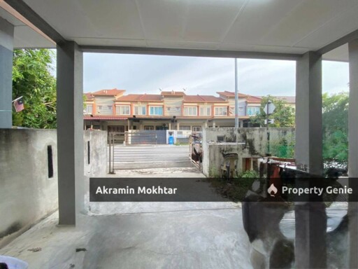 Freehold & Malay Reserved | Single Storey at Jalan Tanjung Sauh, Seksyen 30 Jalan Kebun Shah Alam